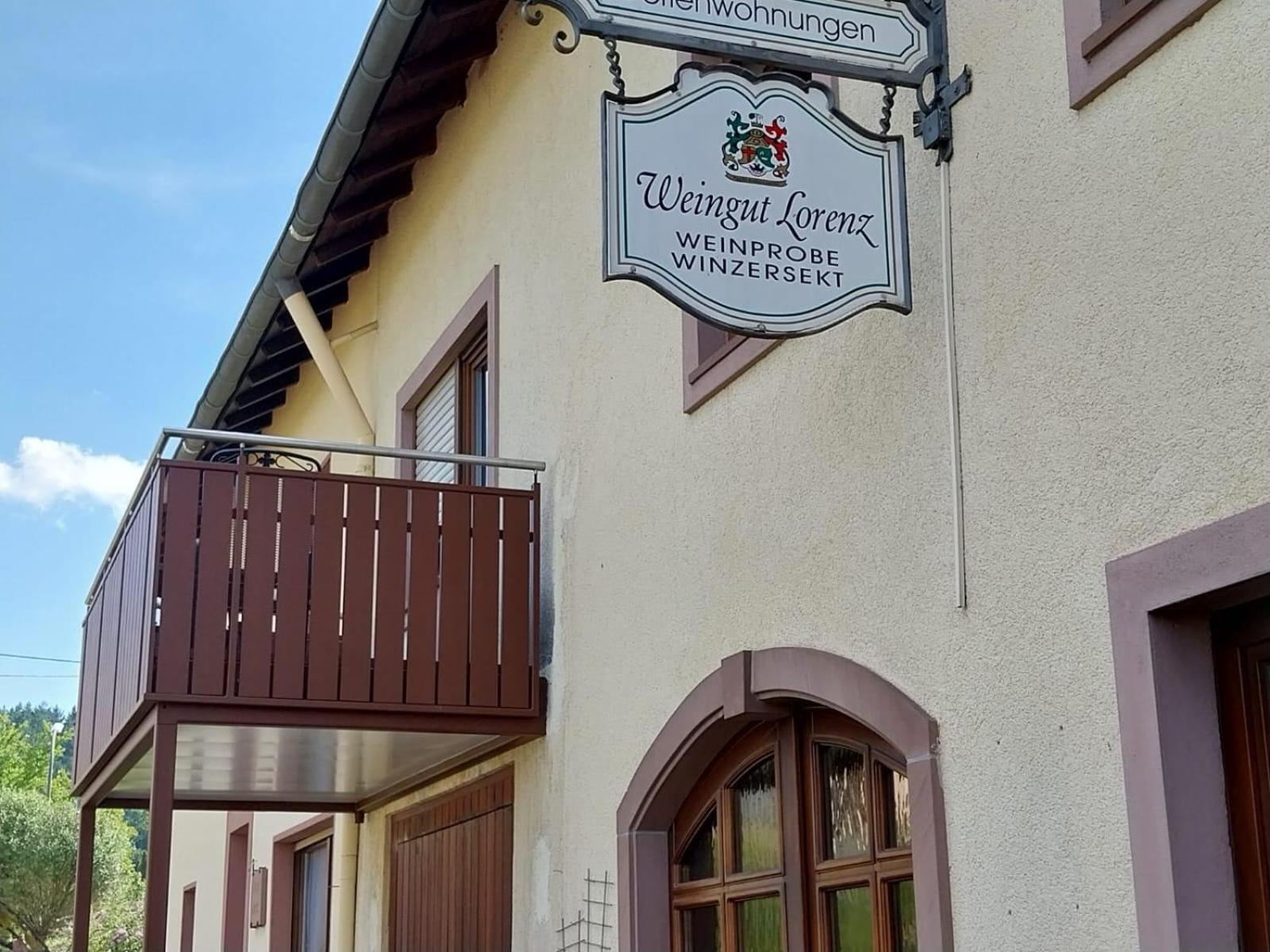 Weingut-ferienwohnungen Lorenz Appartement Oberemmel